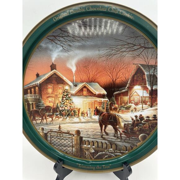 Terry Redlin's 2000 "Trimming the Tree" Christmas Tin Plate Country Decor - Picture 3 of 6